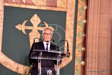  Telde con el empresario Grisaleña en la lectura del pregón de Santiago 2018 (Foto Antonio Alí)